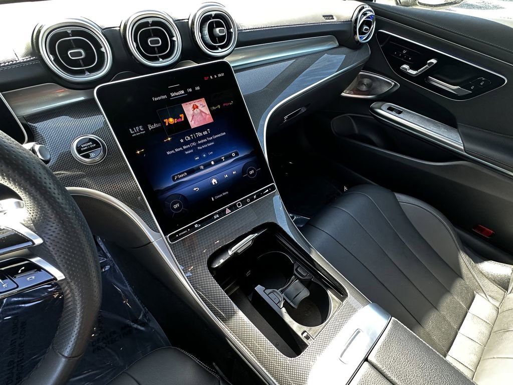 Certified 2025 Mercedes-Benz CLE 300 4MATIC Coupe image 27