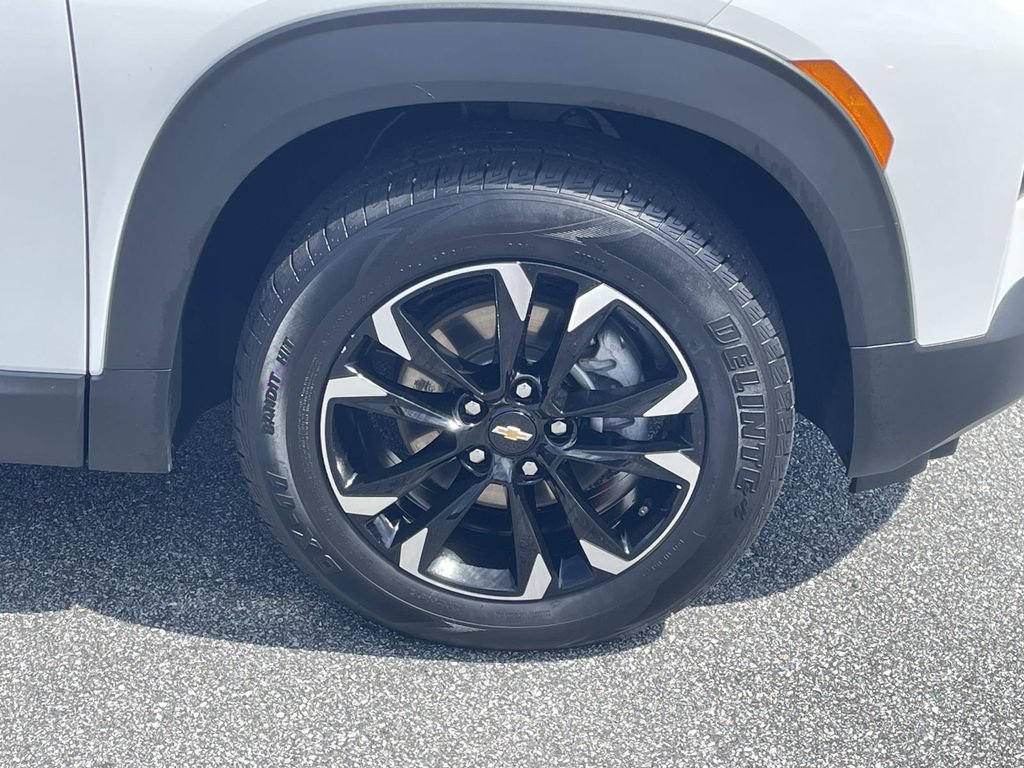 Used 2023 Chevrolet TrailBlazer LT AWD/4WD image 10