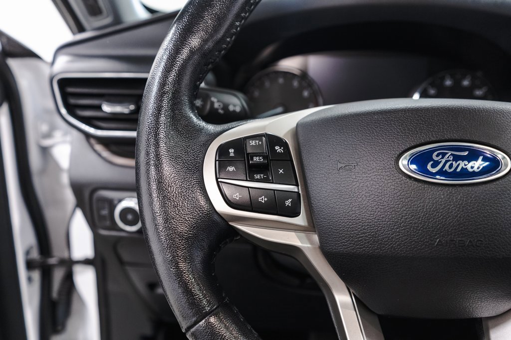 Used 2021 Ford Explorer Limited w/ Equipment Group 301A image 11