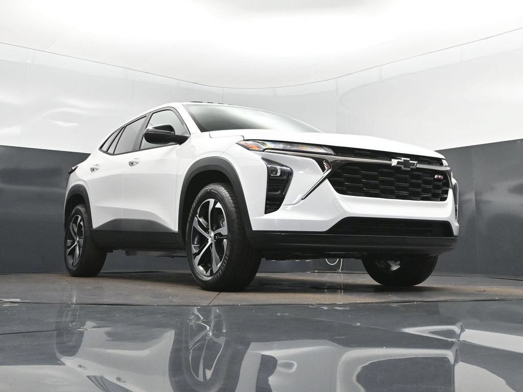 New 2026 Chevrolet Trax RS w/ Sunroof Package FWD image 44
