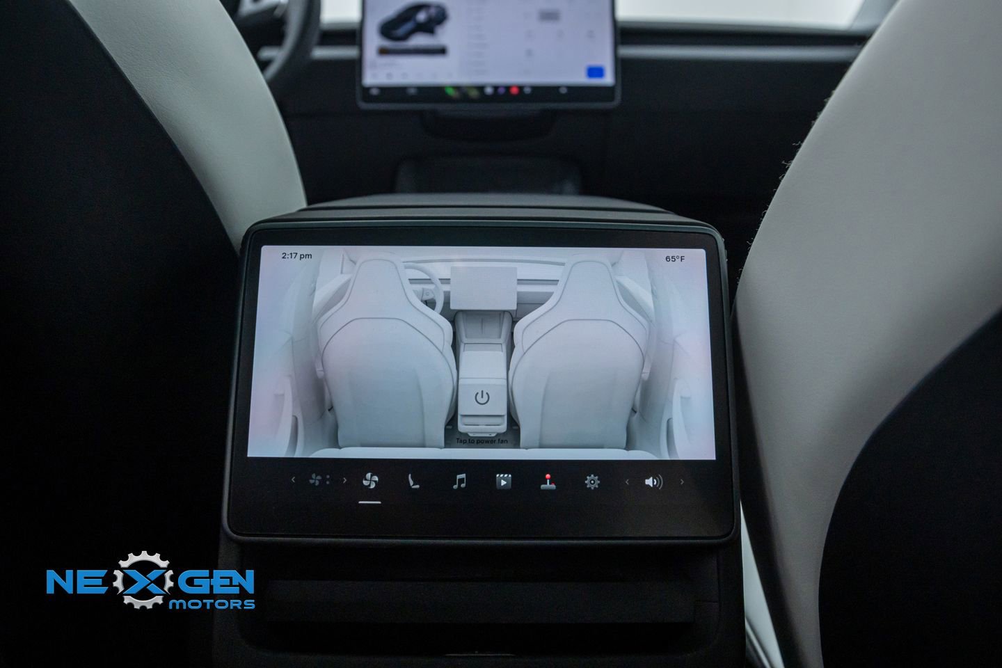 Used 2024 Tesla Model 3 Performance image 23