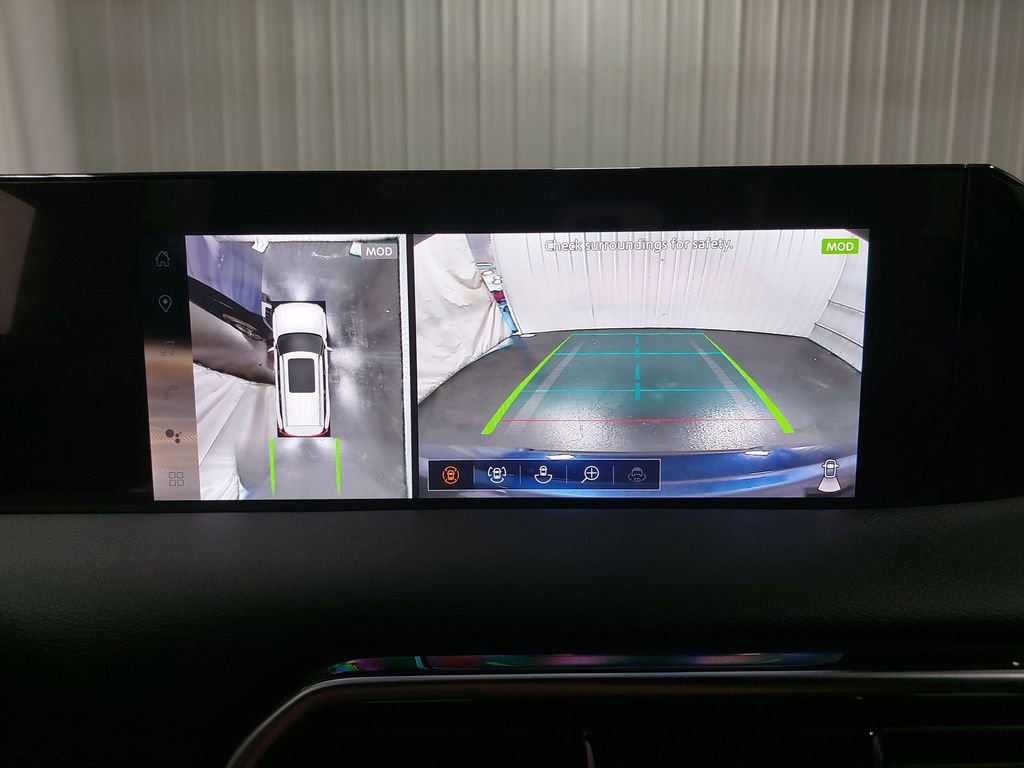 New 2025 Nissan Armada SL w/ Captain's Chari Seat Package image 27