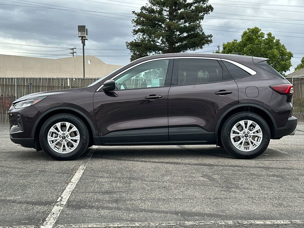 Certified 2023 Ford Escape Active FWD image 6