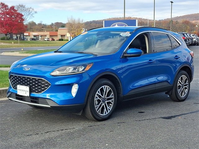 Used 2020 Ford Escape SEL image 3
