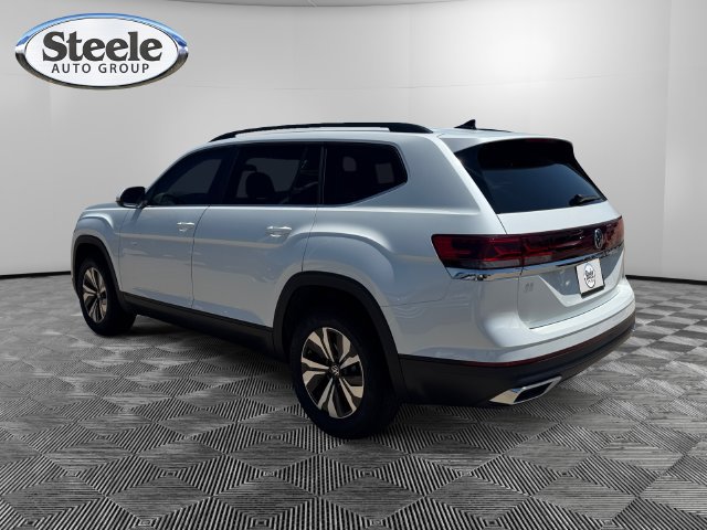 New 2026 Volkswagen Atlas SE FWD image 3