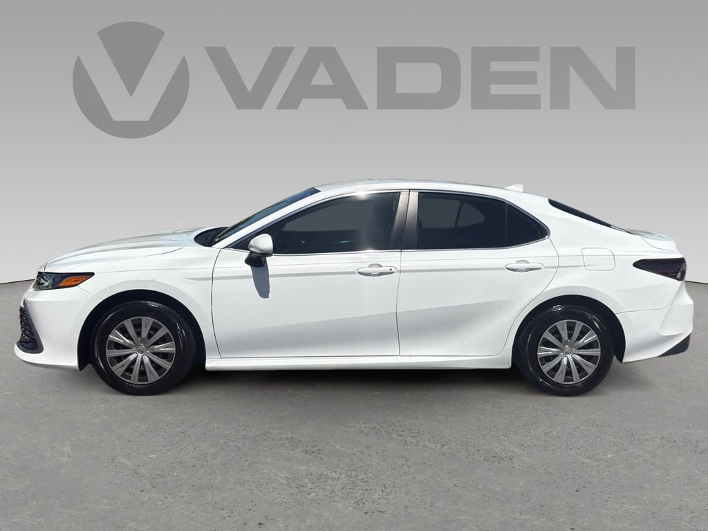 Used 2023 Toyota Camry LE FWD image 6