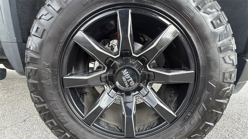 Used 2022 GMC Sierra 2500 AT4 image 38