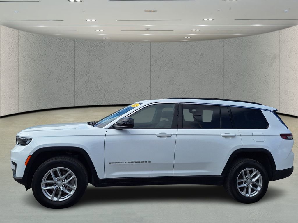 Used 2025 Jeep Grand Cherokee L Laredo w/ Luxury Tech Group I image 2