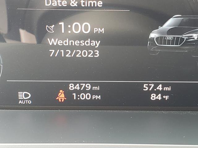 Used 2019 Audi e-tron Prestige w/ Prestige Package AWD/4WD image 26