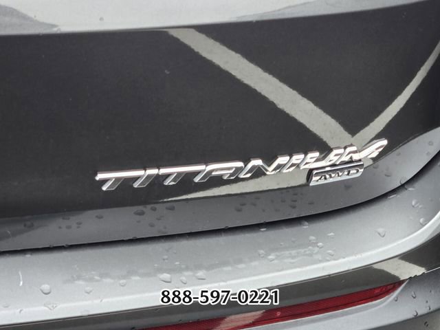Used 2015 Ford Edge Titanium AWD/4WD image 6