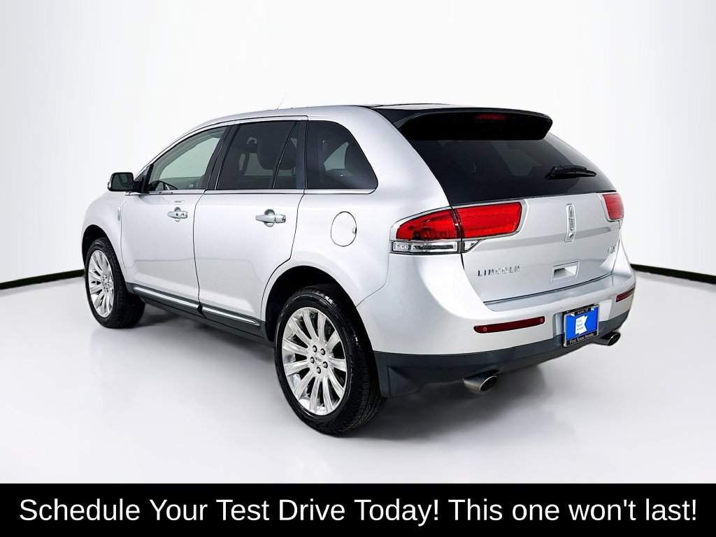 Used 2015 Lincoln MKX FWD w/ Equipment Group 102A image 5