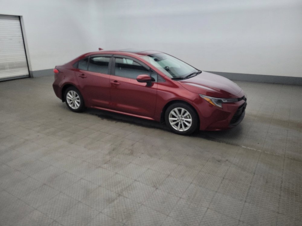 Used 2023 Toyota Corolla LE w/ LE Premium Package image 11