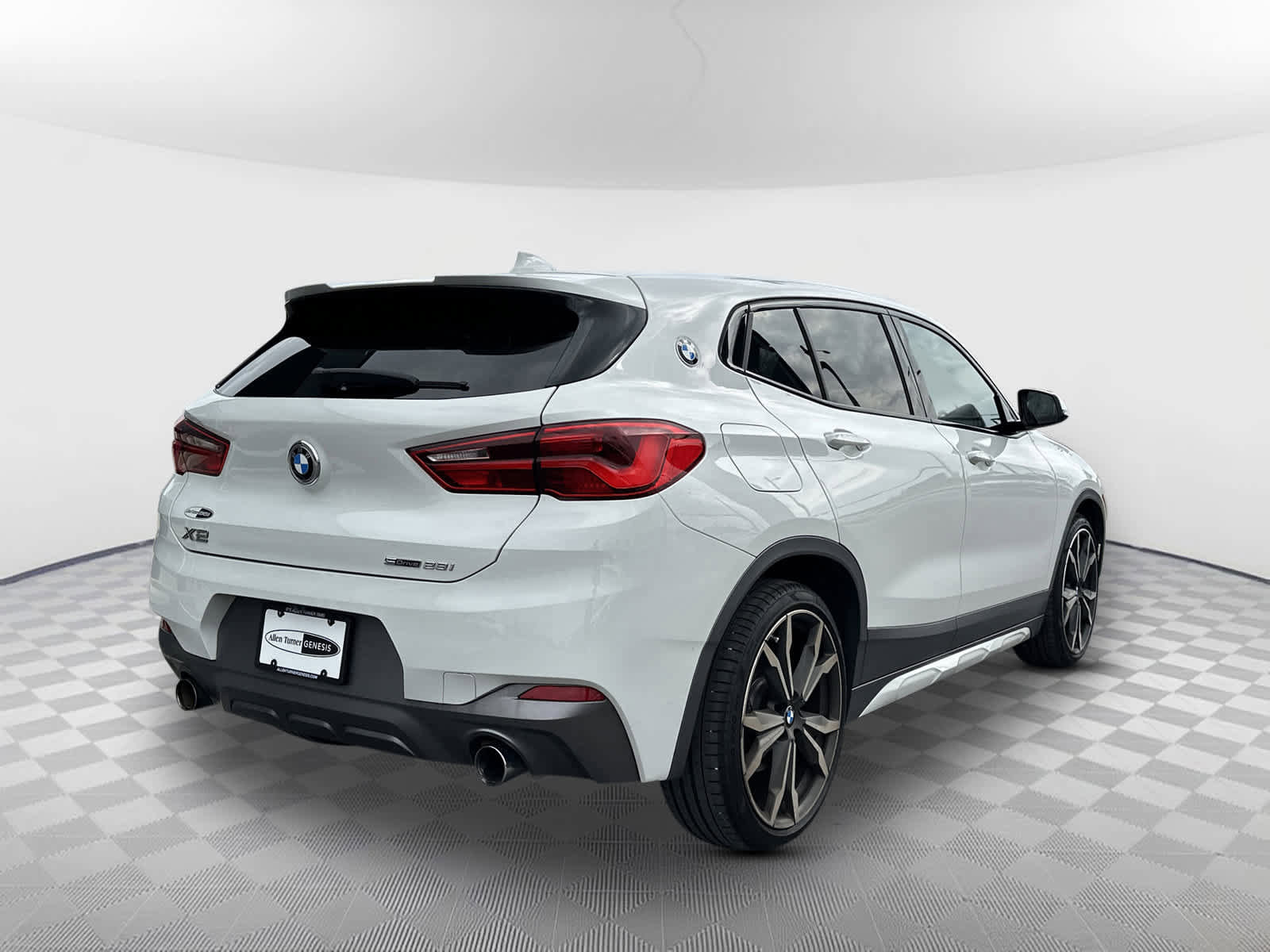 Used 2018 BMW X2 sDrive28i w/ M SportX Package image 6