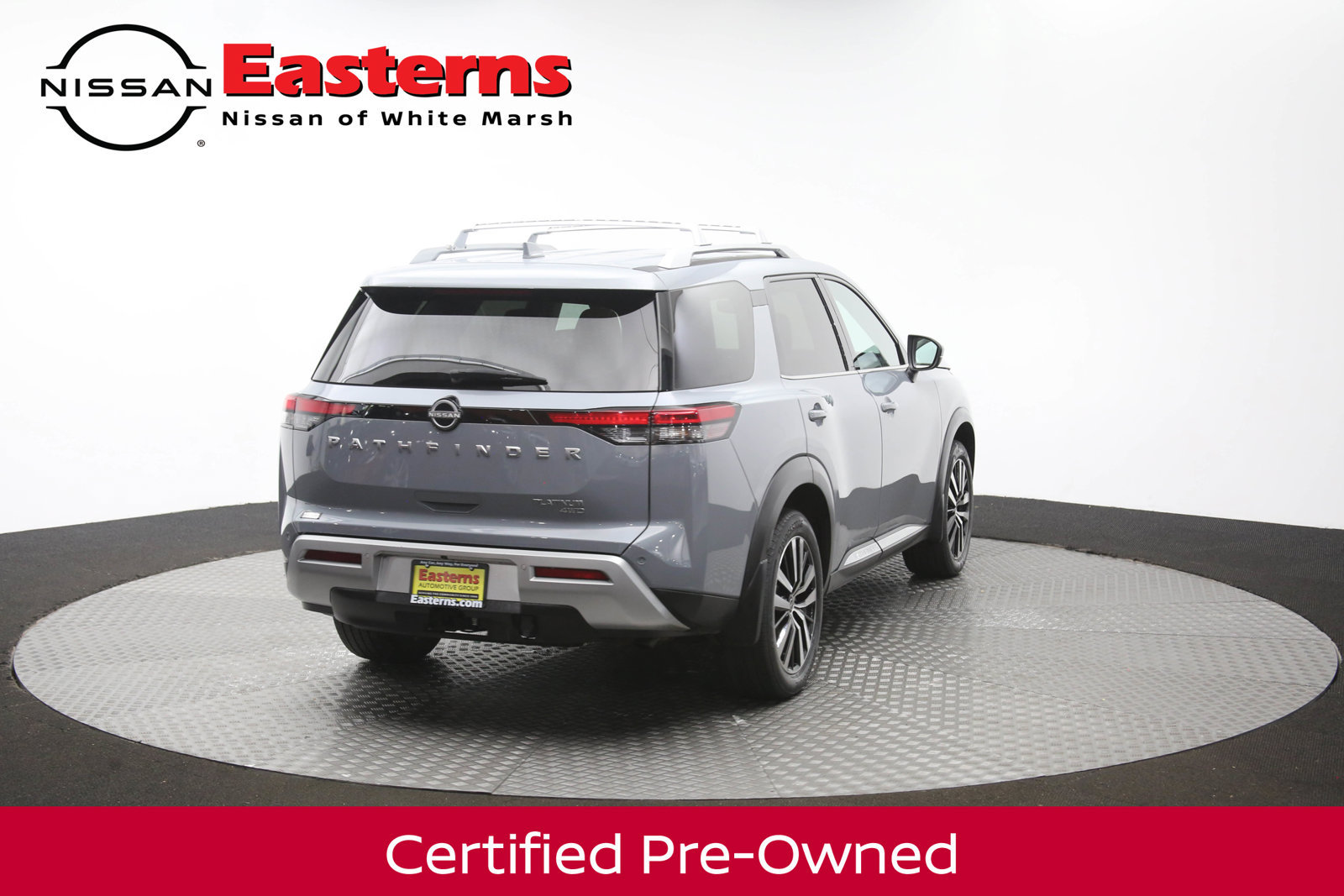 Used 2023 Nissan Pathfinder Platinum w/ Cargo Package AWD/4WD image 38