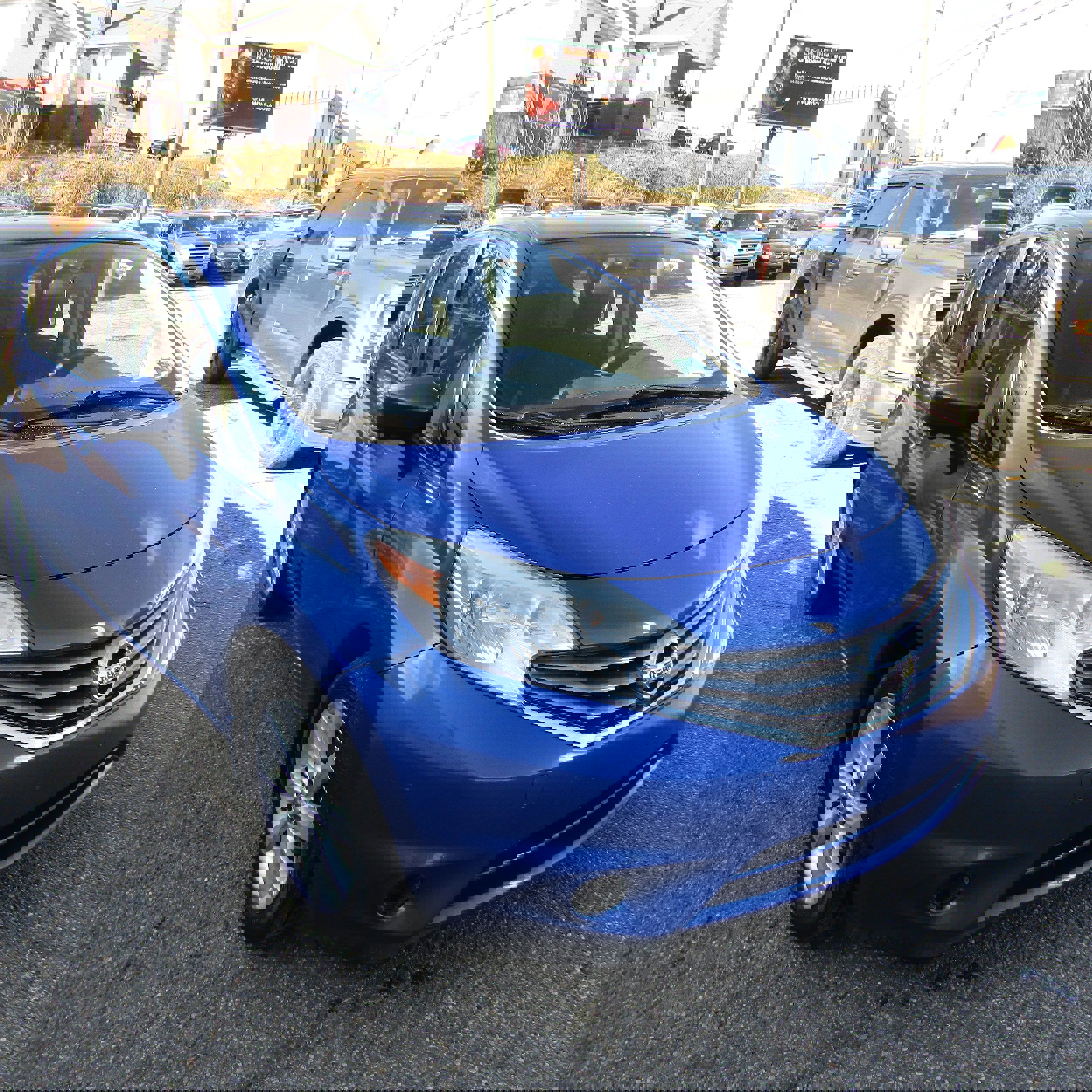 Used 2015 Nissan Versa Note SV w/ SL Tech Package image 5