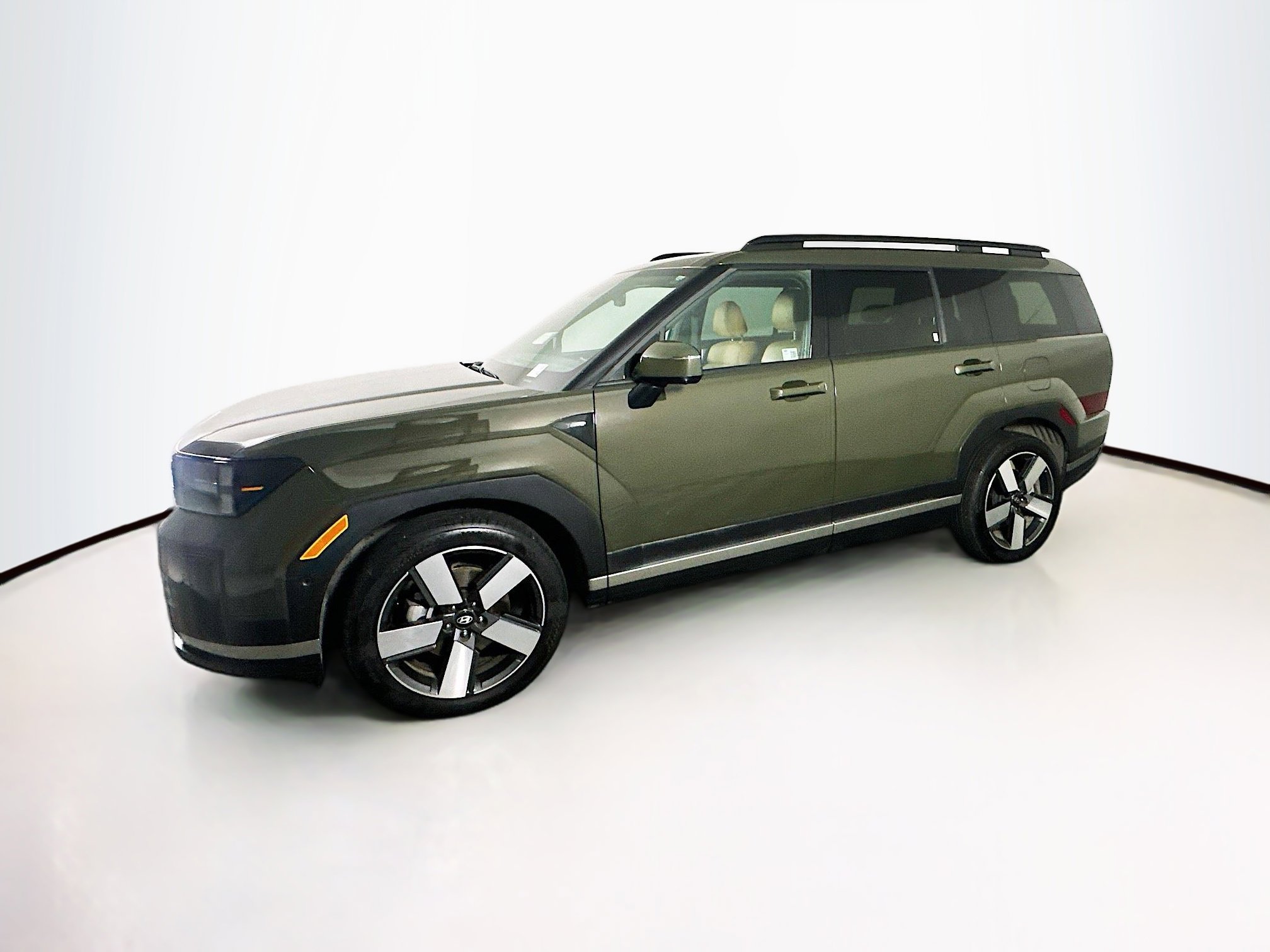 Used 2025 Hyundai Santa Fe Limited image 4