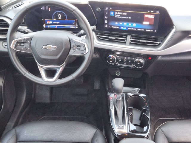 Used 2025 Chevrolet Trax ACTIV w/ Driver Confidence Package FWD image 27