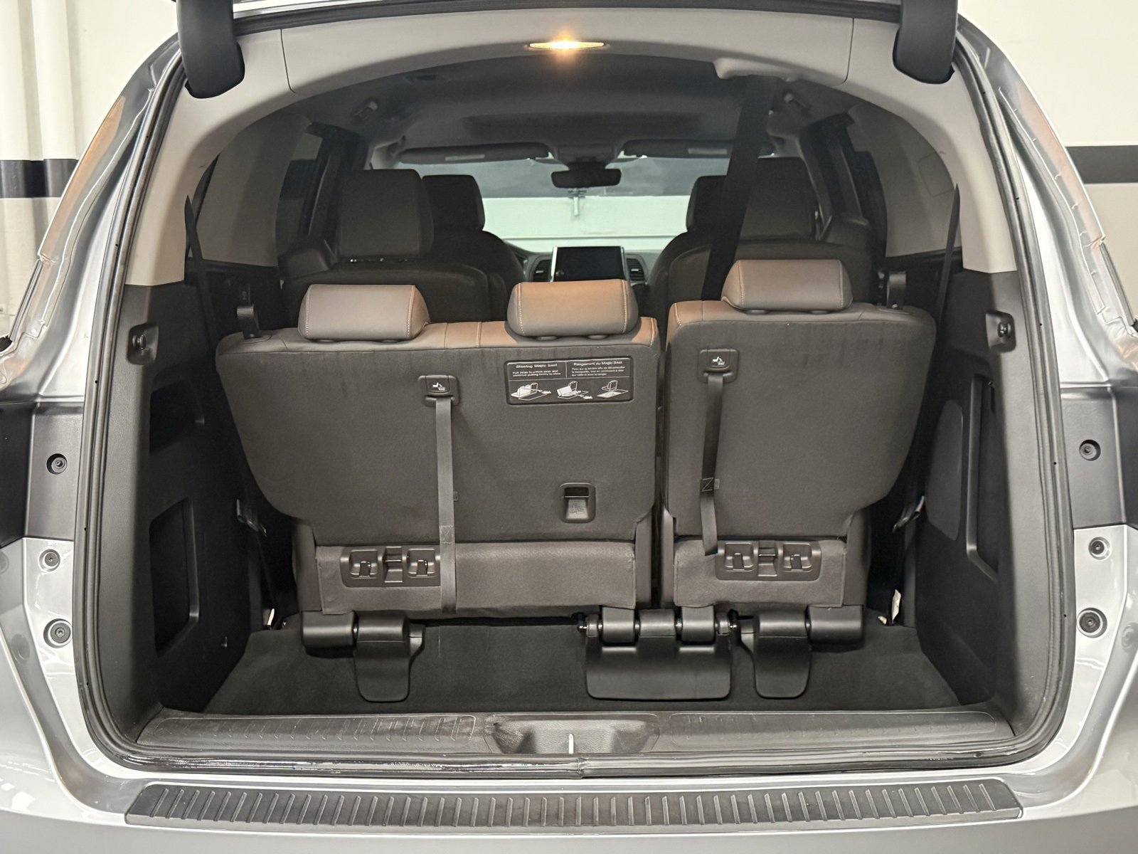 Used 2024 Honda Odyssey EX-L image 14