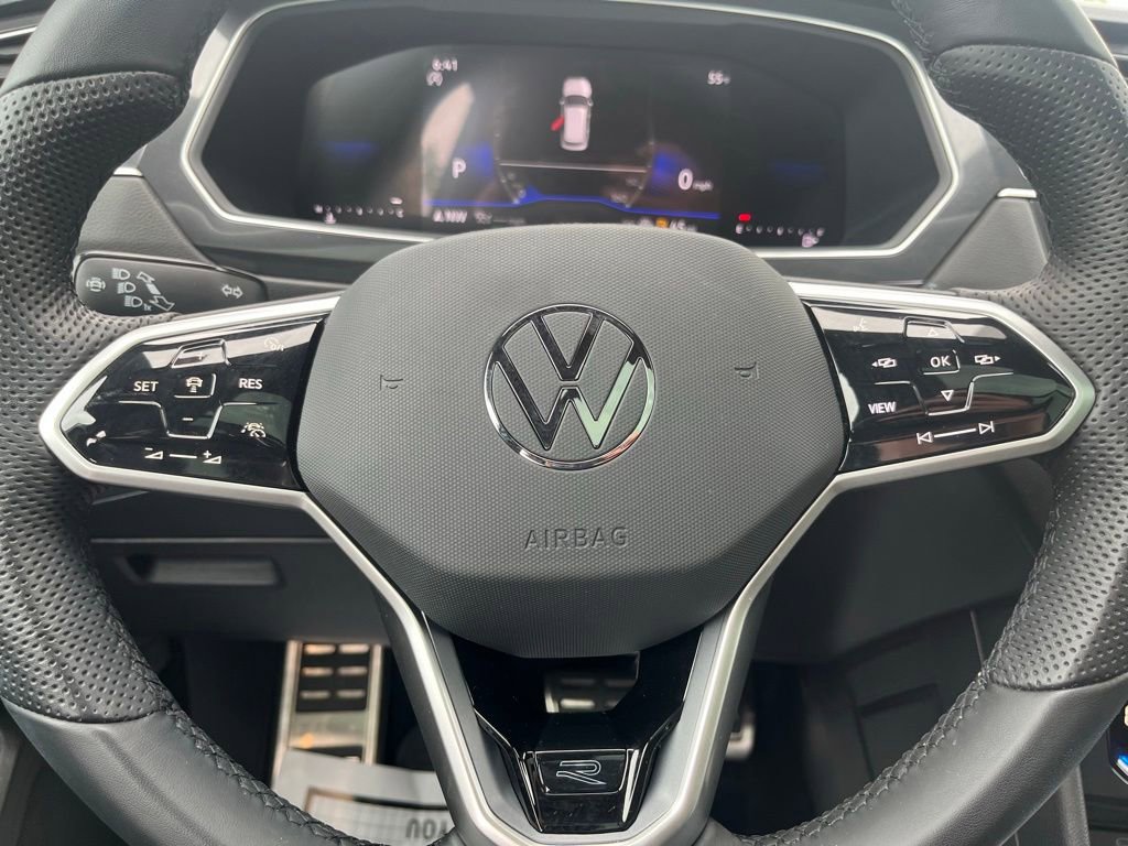 Certified 2024 Volkswagen Tiguan SE R-Line FWD image 20