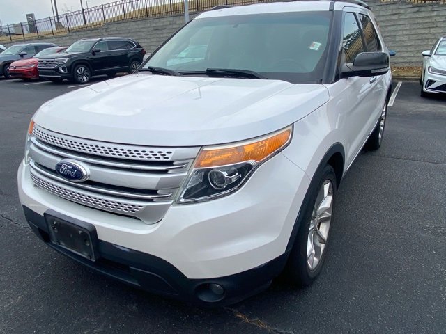 Used 2013 Ford Explorer XLT image 9