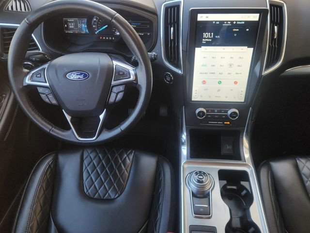 Used 2024 Ford Edge Titanium image 27