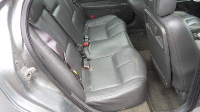 Used 2004 Pontiac Grand Prix GT2 w/ Leather Trim Pkg FWD image 13