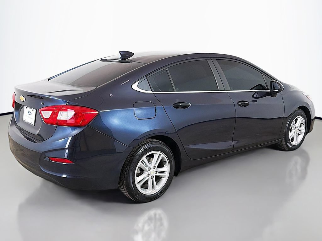 Used 2016 Chevrolet Cruze LT w/ Sun And Sound Package FWD image 11