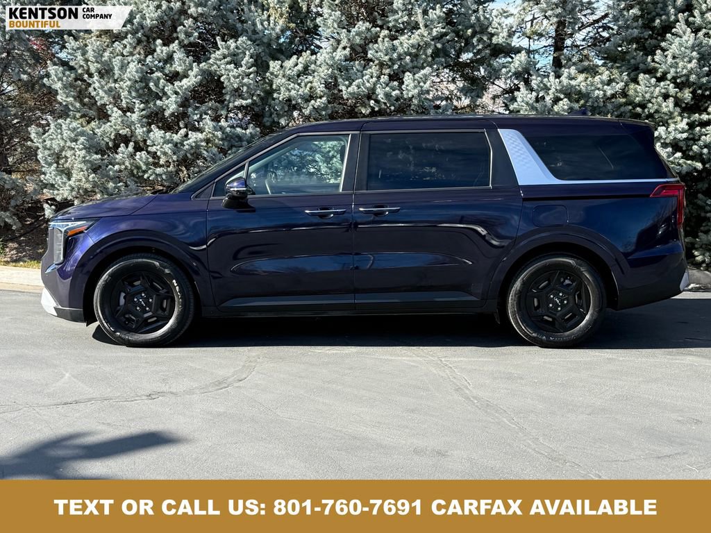 Used 2025 Kia Carnival FWD image 4
