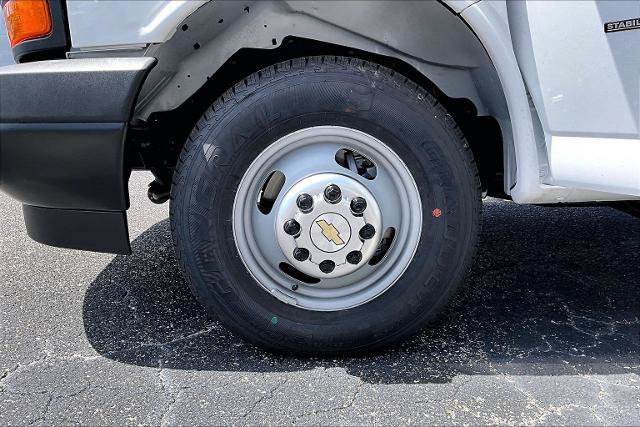 New 2025 Chevrolet Express 3500 w/ Driver Convenience Package RWD image 7