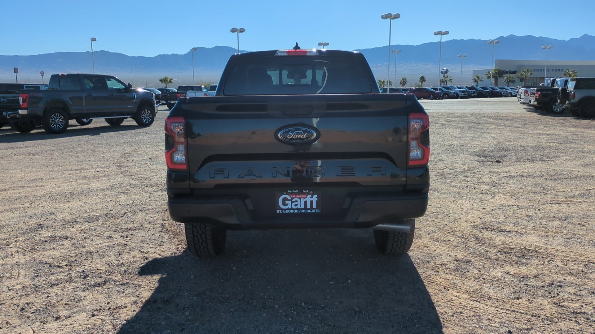 Used 2025 Ford Ranger Lariat w/ Black Appearance Package image 5