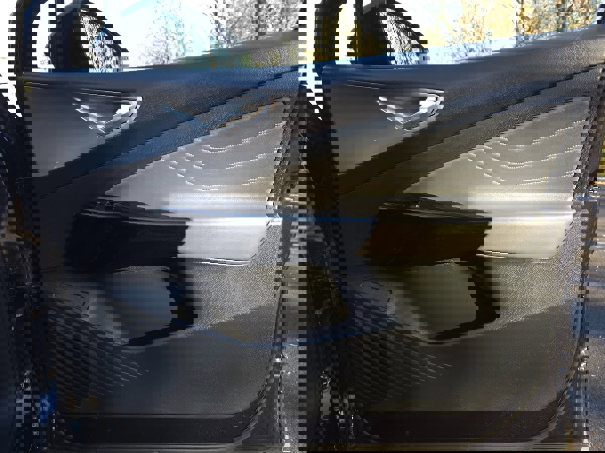 Used 2023 Volkswagen ID.4 Pro S image 23