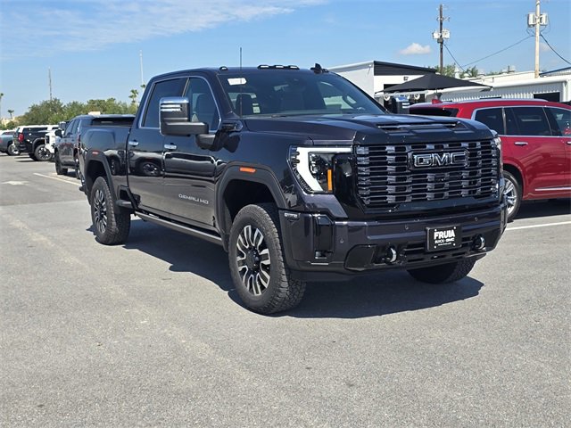 New 2026 GMC Sierra 2500 Denali Ultimate image 3