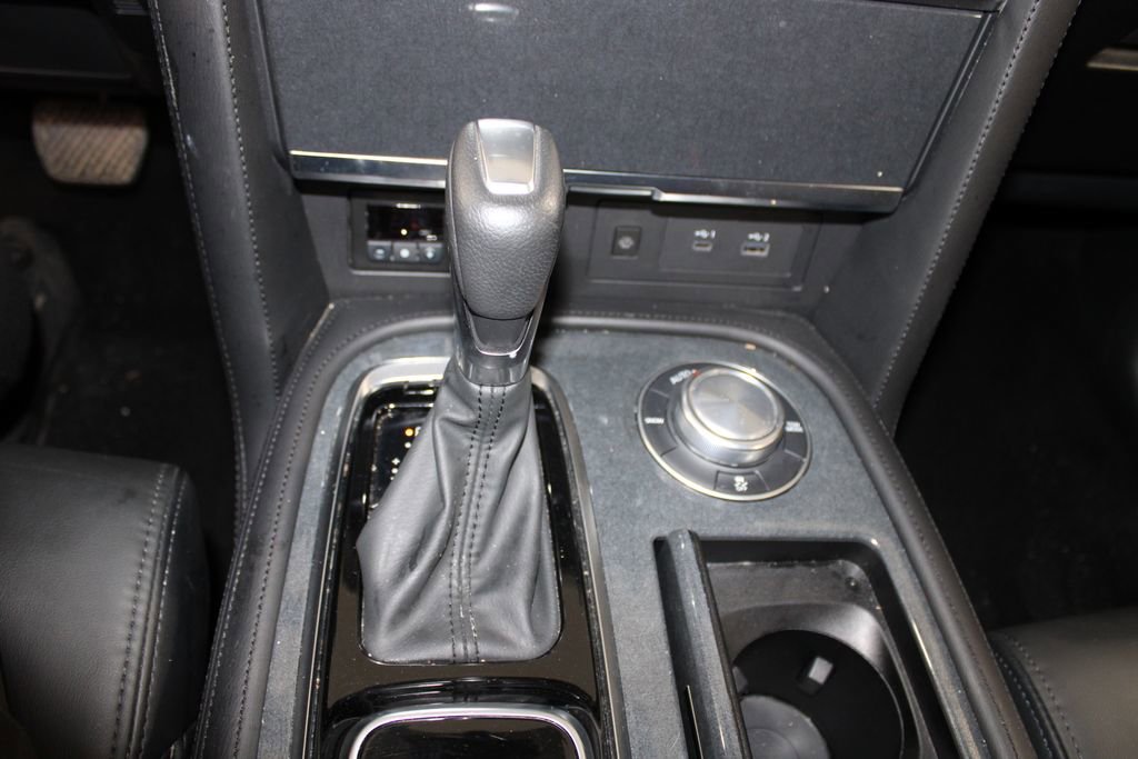 Used 2024 Nissan Armada SV w/ Cargo Package image 28