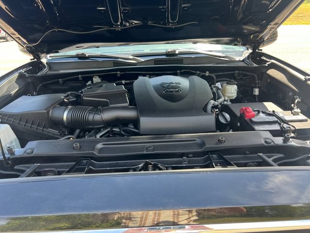 Used 2023 Toyota Tacoma SR5 AWD/4WD image 20