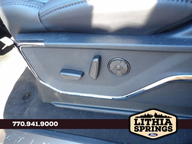 New 2026 Ford F450 Platinum w/ FX4 Off-Road Package image 30