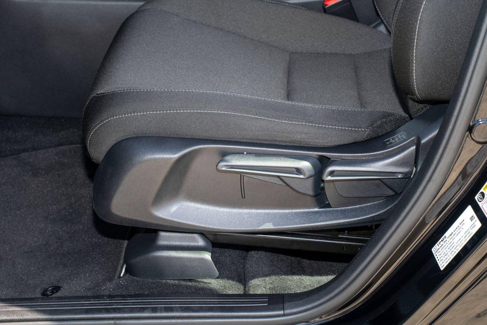 Certified 2023 Honda CR-V LX image 29