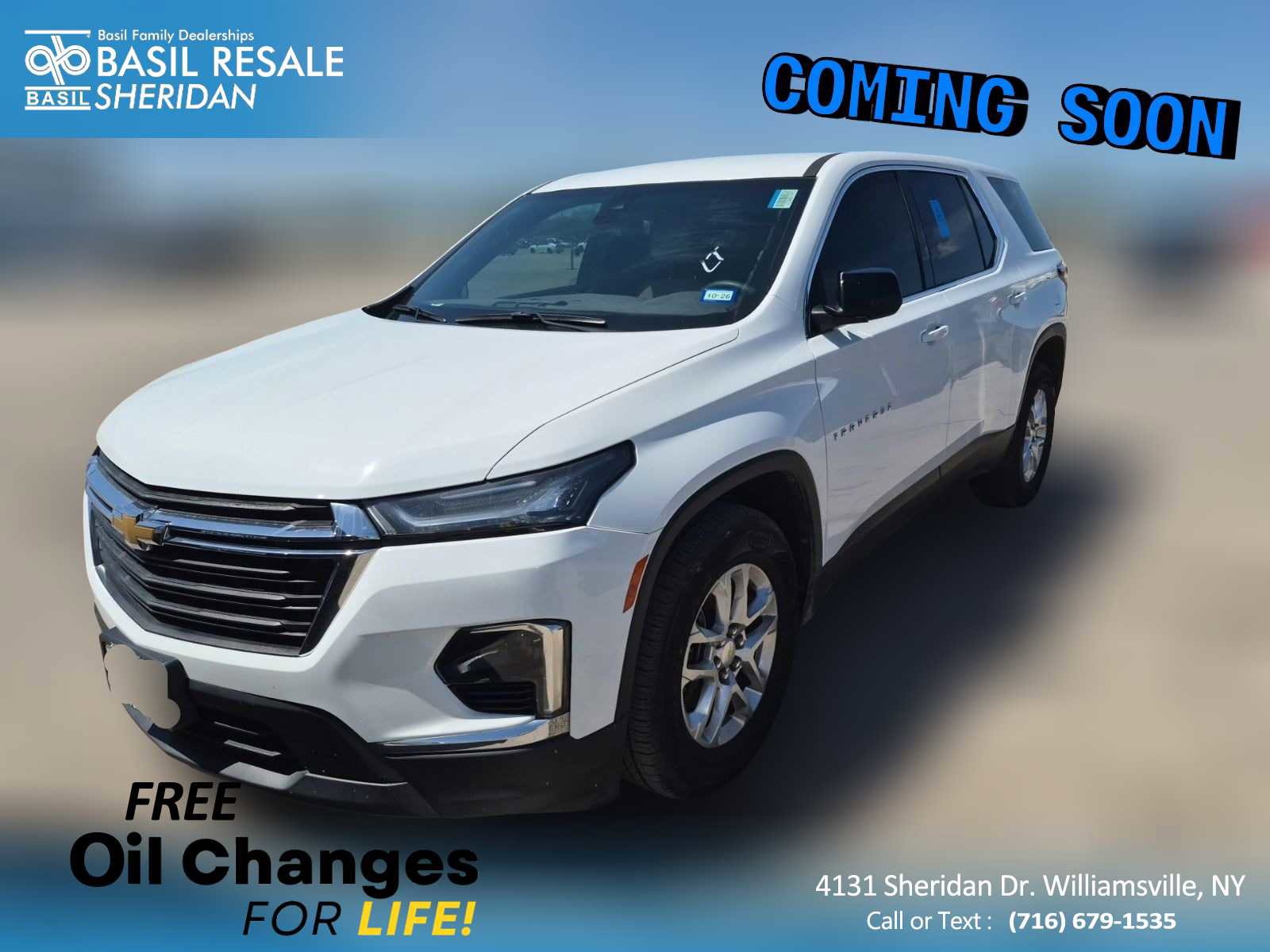 Used 2022 Chevrolet Traverse LS FWD image 1