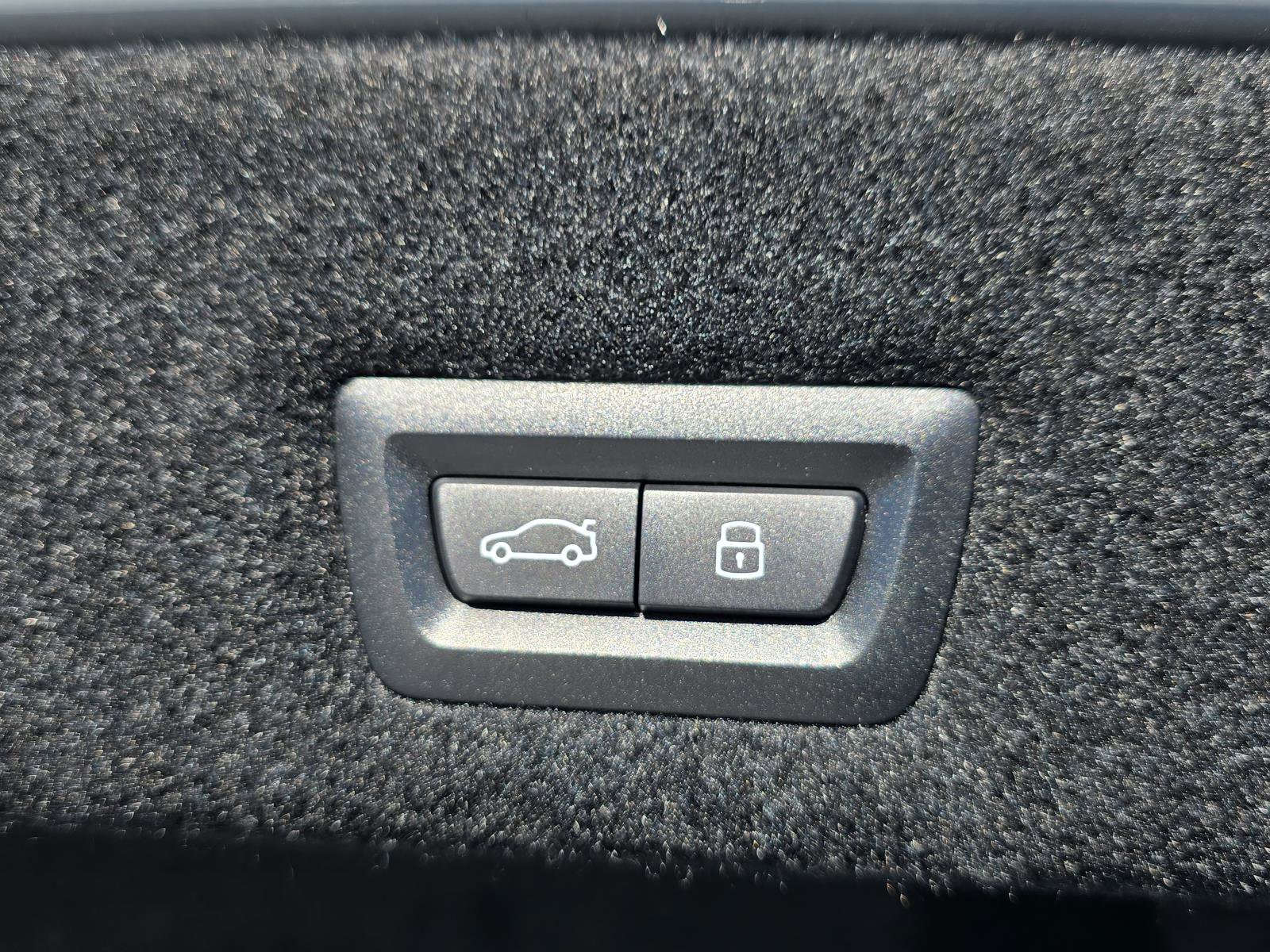 New 2025 BMW 760i xDrive image 9