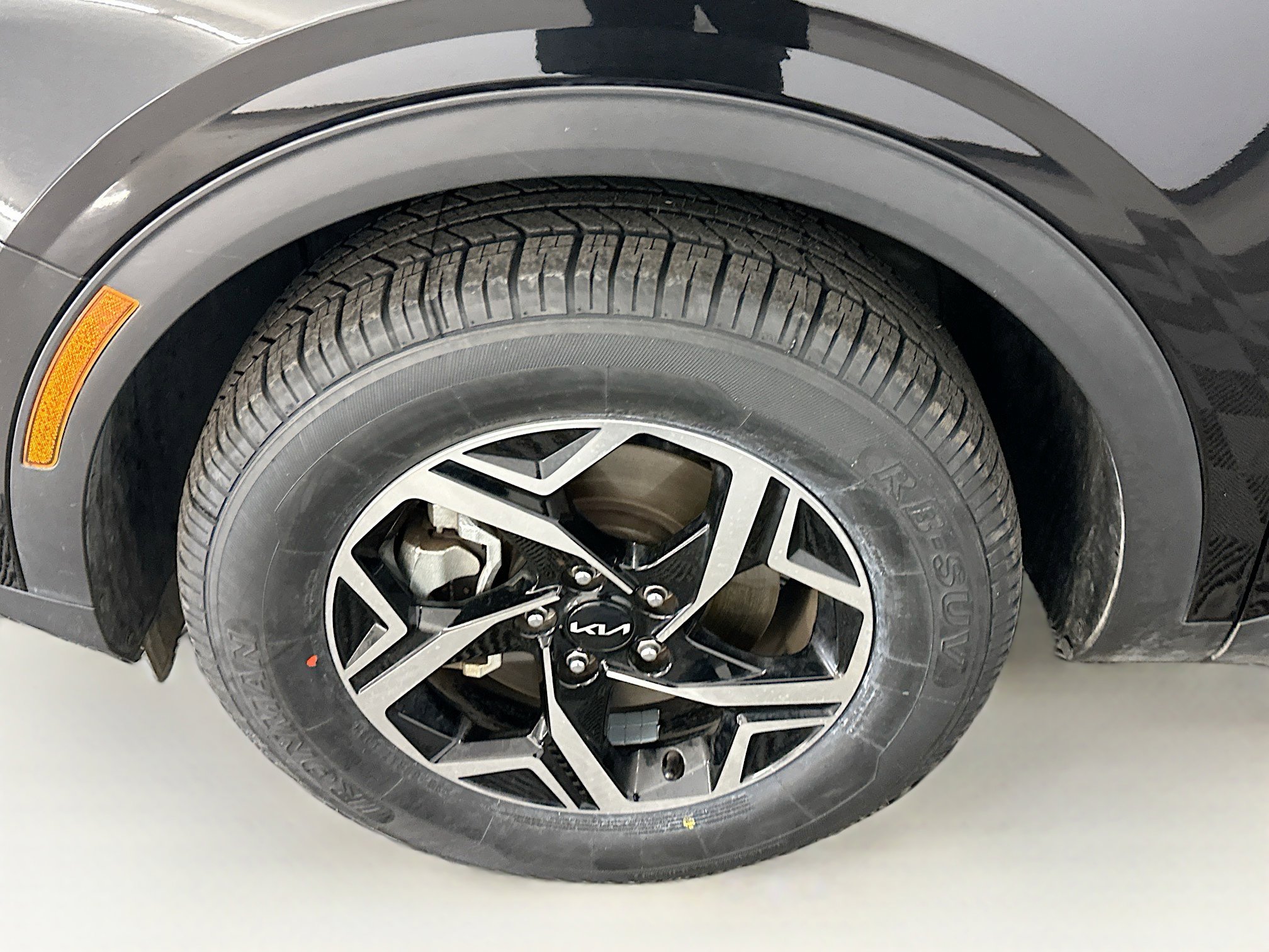 Used 2024 Kia Sportage LX image 11