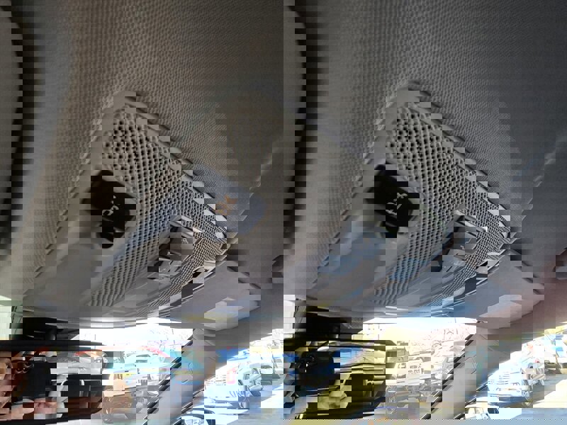 Used 2017 INFINITI QX30 Luxury w/ Cargo Package image 22