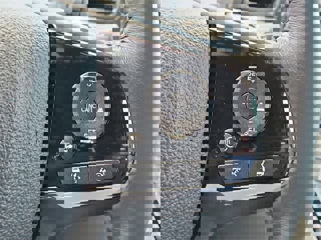 Used 2023 Honda Odyssey Elite image 26