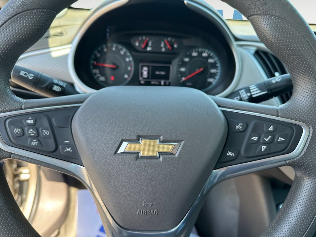Used 2023 Chevrolet Malibu LT FWD image 20