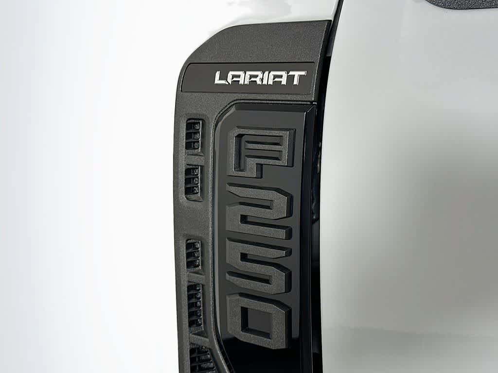New 2026 Ford F250 Lariat w/ Black Appearance Package AWD/4WD image 7