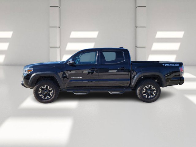 Used 2021 Toyota Tacoma TRD Off-Road w/ Technology Package image 4