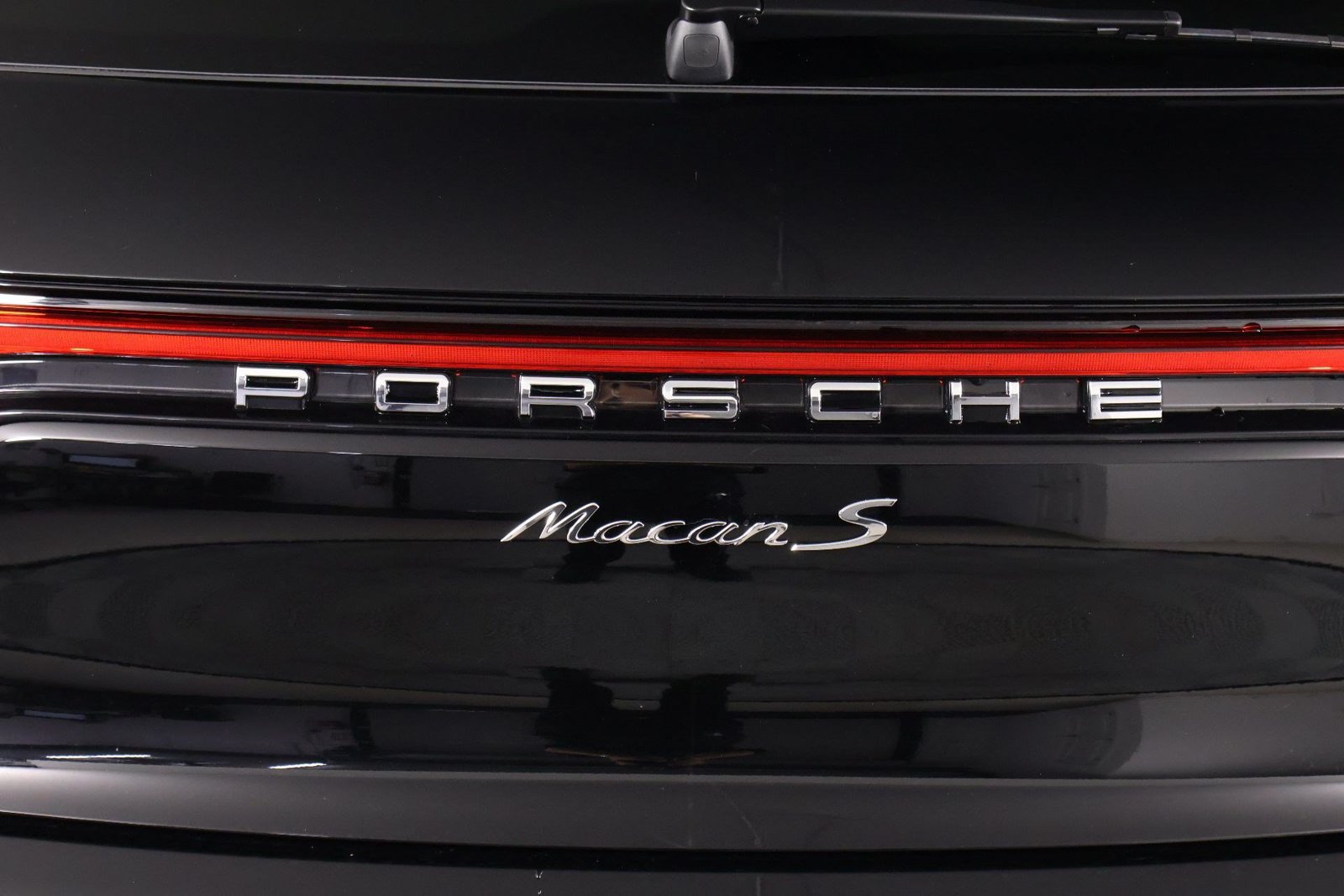 Certified 2026 Porsche Macan S AWD/4WD image 22