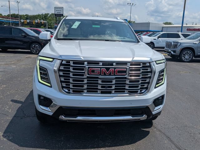 New 2026 GMC Yukon Denali w/ Denali Reserve Package AWD/4WD image 2