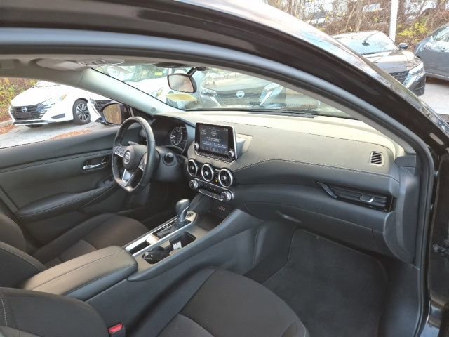Used 2023 Nissan Sentra SV w/ Trunk Package image 10