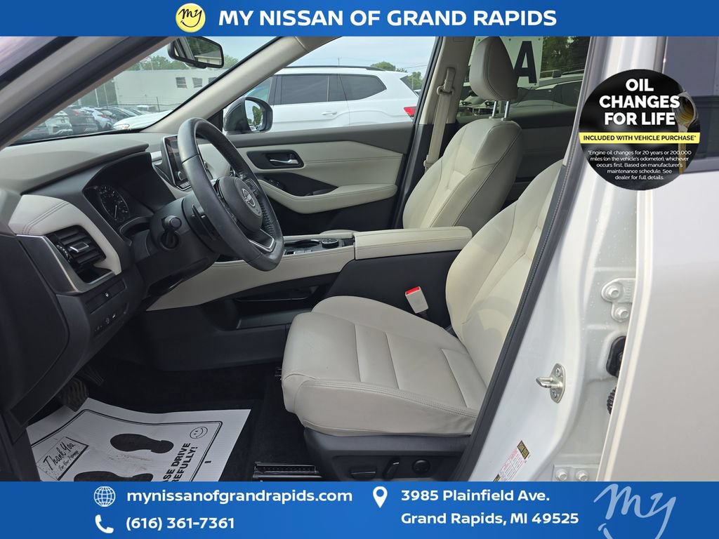 Used 2023 Nissan Rogue SL AWD/4WD image 10