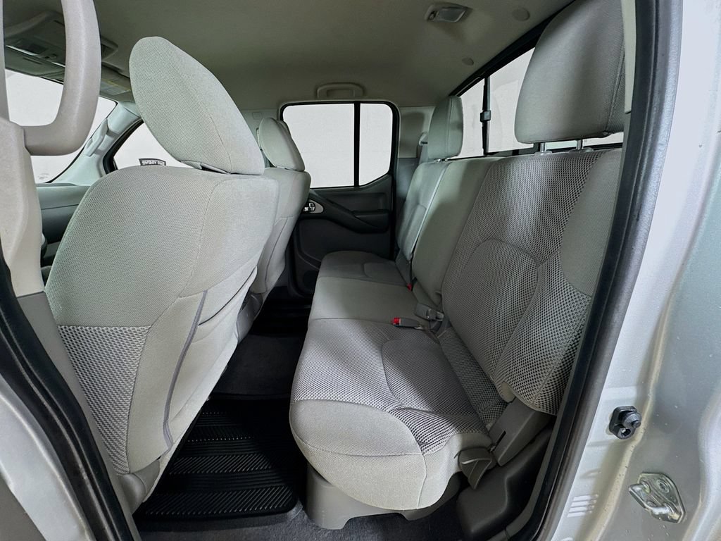 Used 2018 Nissan Frontier SV AWD/4WD image 22