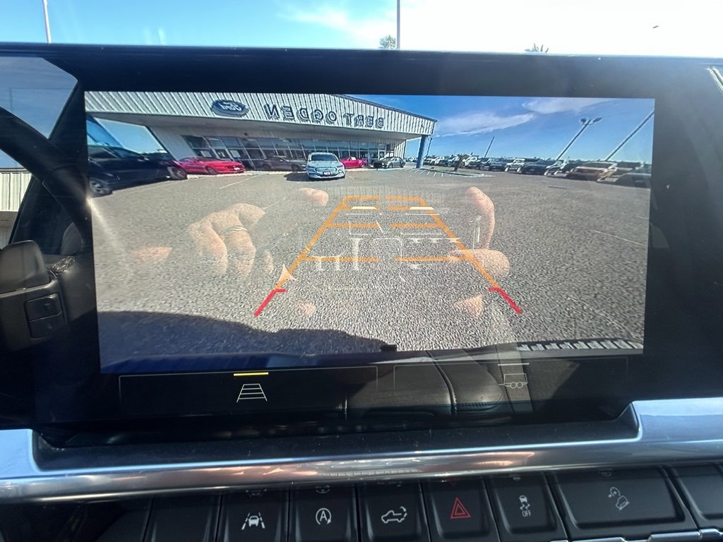 Used 2023 Chevrolet Silverado 1500 LT Trail Boss w/ LPO, Dark Essentials Package image 17